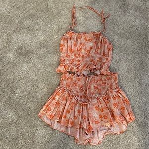 isabelle’s cabinet set